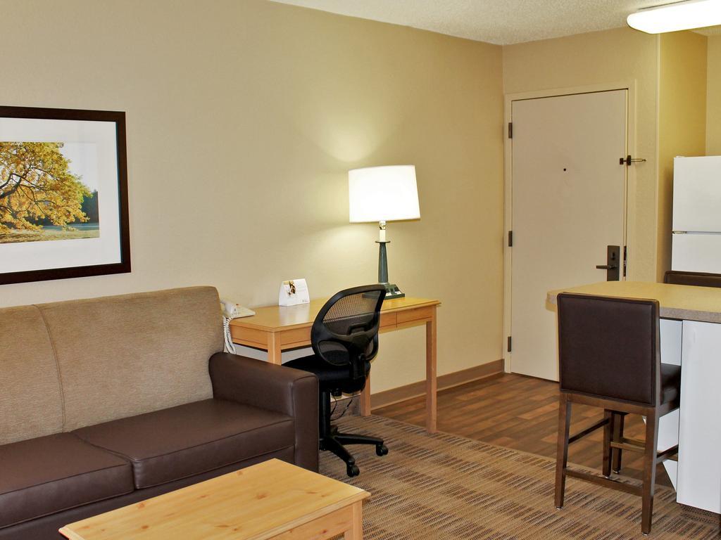 Extended Stay America Select Suites - Chicago - Westmont - Oak Brook Zewnętrze zdjęcie