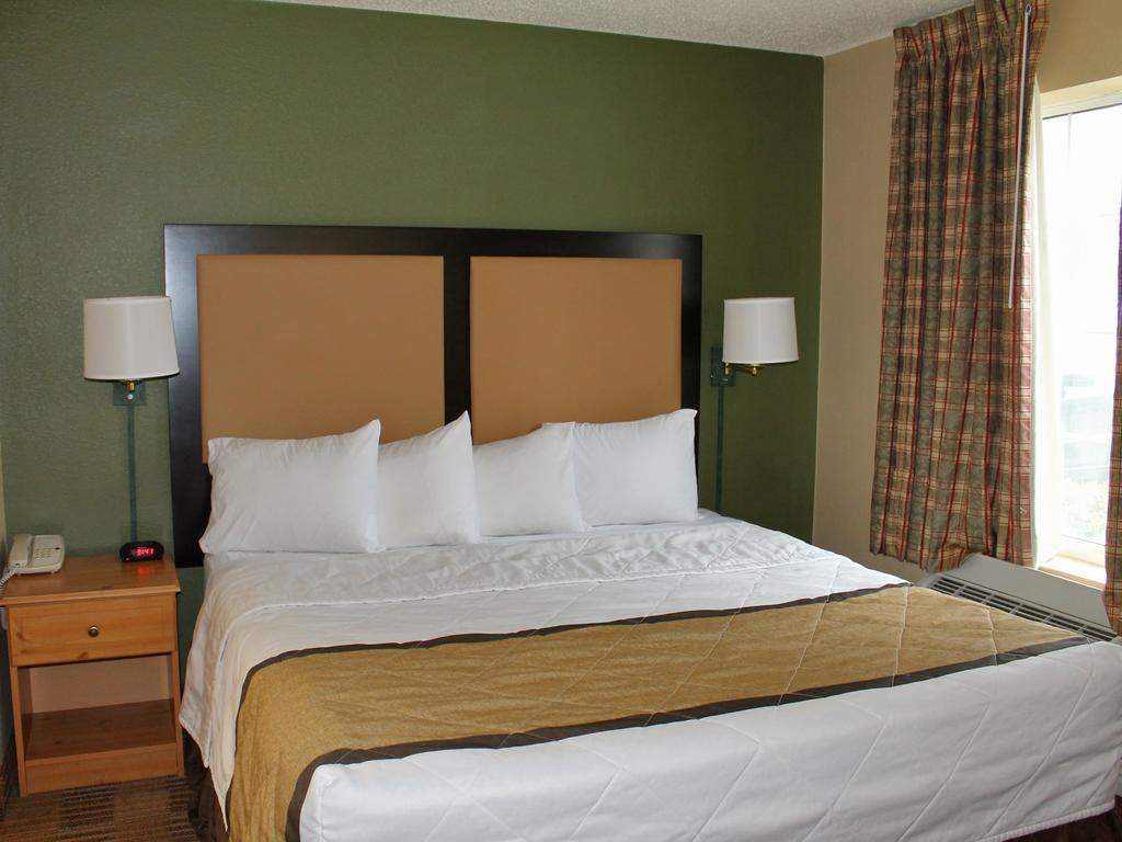 Extended Stay America Select Suites - Chicago - Westmont - Oak Brook Zewnętrze zdjęcie